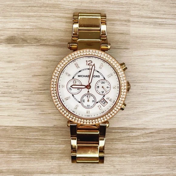 Michael Kors | Accessories | Michael Kors Parker Rose  display picture 1